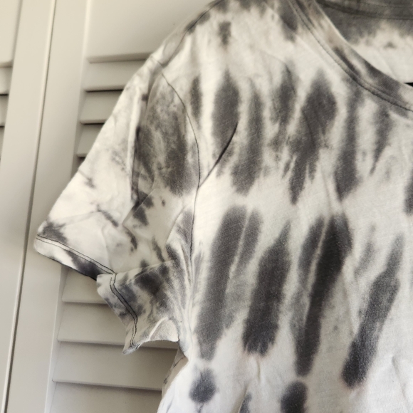 PINK Gray Tie-Dye Women's Top - Picture 3 of 6